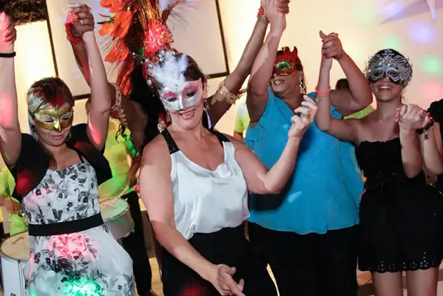 Festa adulto no Buffet Badallus Club